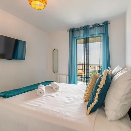 Dieu Neree & Its Sea View سُت