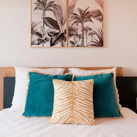 Dieu Neree & Its Sea View דירה